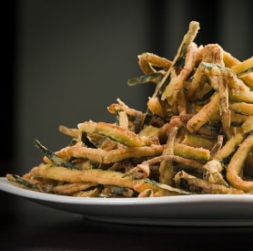 fried zucchini fritti with fresh lemon